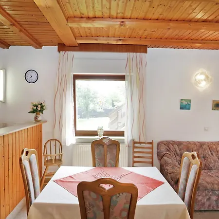 In Armsfeld Mit Pool Apartment