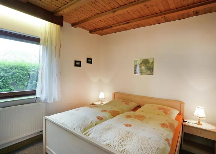 In Armsfeld Mit Pool Apartamento Bad Wildungen